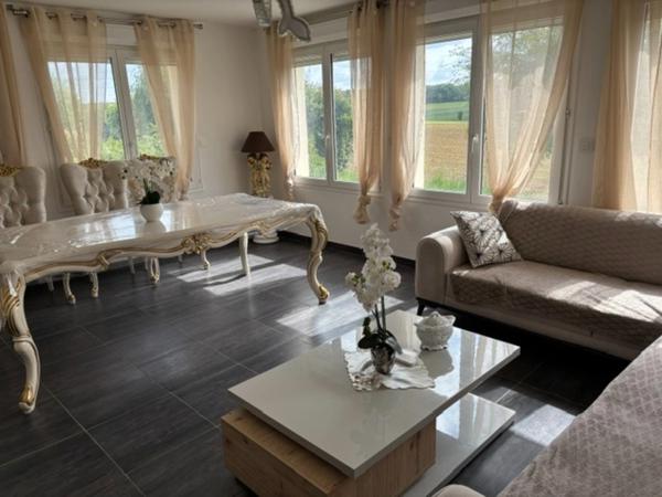 Maison à vendre 7 pièces JUILLY (77)
