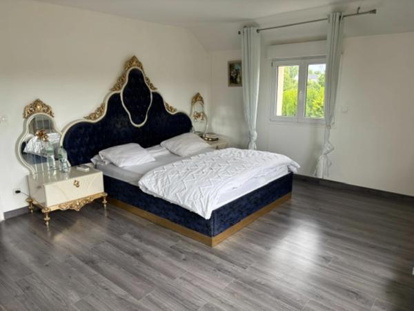 Maison à vendre 7 pièces JUILLY (77)