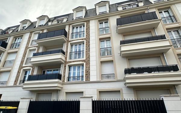 Appartement à louer    2 pièces •  Gagny