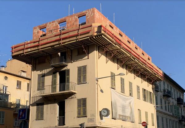 "Duplex T3 Neuf Climatisé – Angle Sud, Centre Nice"