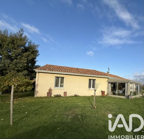 Maison à vendre 5 pièces 105 m² Saint-Germain-et-Mons