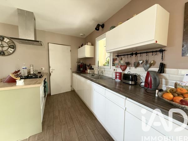 Maison à vendre 5 pièces 105 m² Saint-Germain-et-Mons