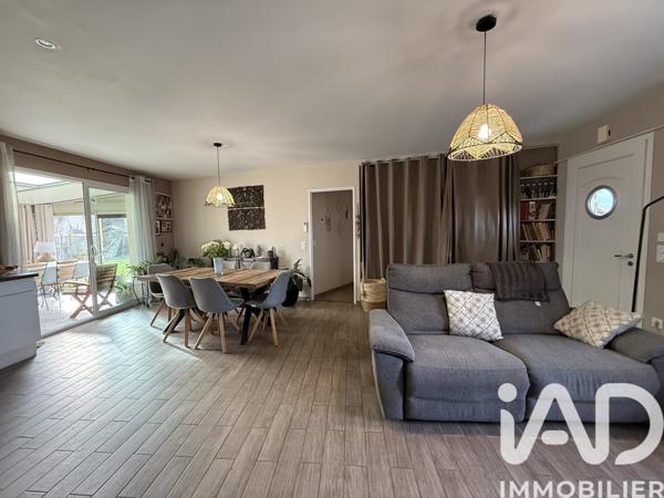 Maison à vendre 5 pièces 105 m² Saint-Germain-et-Mons