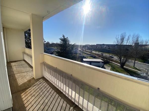 Appartement à louer 832 € CC TOULOUSE 4 p 72 m² DPE E