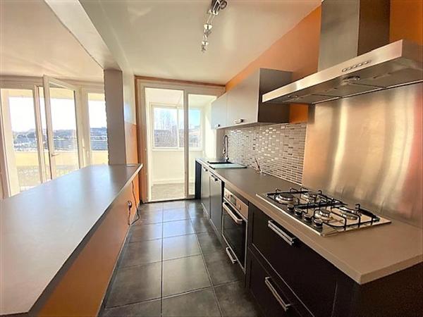 Appartement à louer 832 € CC TOULOUSE 4 p 72 m² DPE E