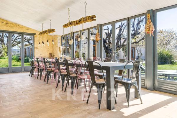 Moulin entièrement restauré de plus de 280m2