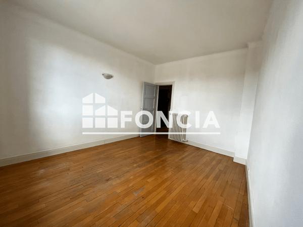 Location Studio 38.98 m² - 178 RUE GIRAUDEAU Tours 37000