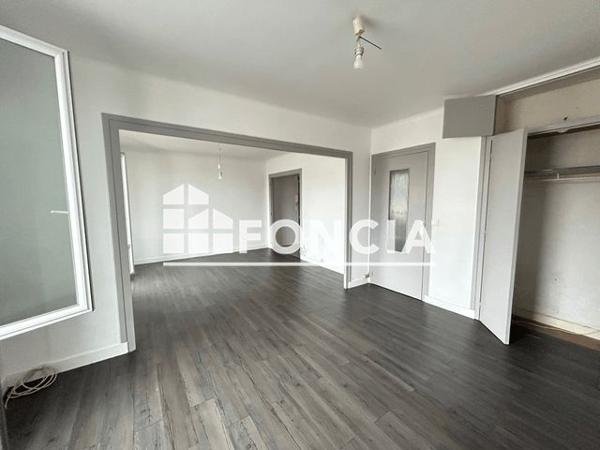 Location Appartement 2 pièces 53.4 m² - 42 BOULEVARD DALBY Nantes 44000