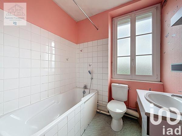 Maison à vendre 6 pièces 146 m² Saint-Pierre-le-Moûtier