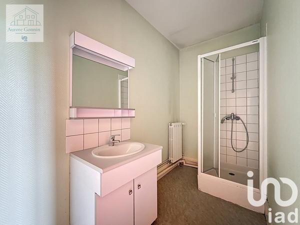 Maison à vendre 6 pièces 146 m² Saint-Pierre-le-Moûtier