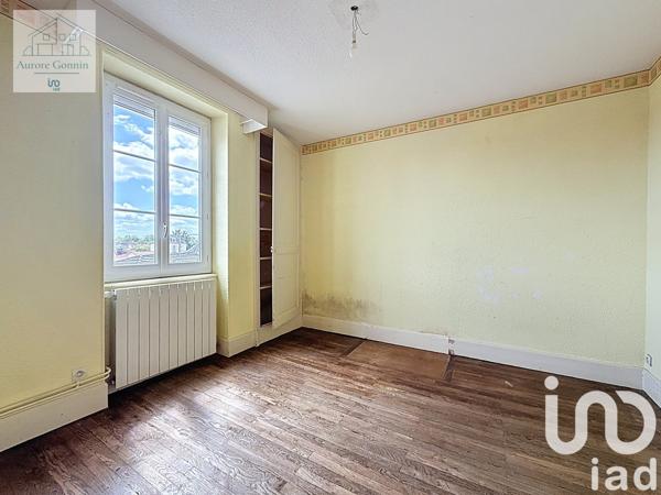 Maison à vendre 6 pièces 146 m² Saint-Pierre-le-Moûtier