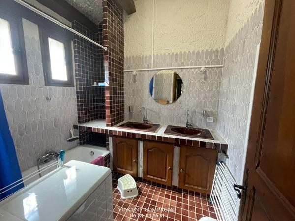 Maison avec vue et accès au lac d'Esparron de Verdon