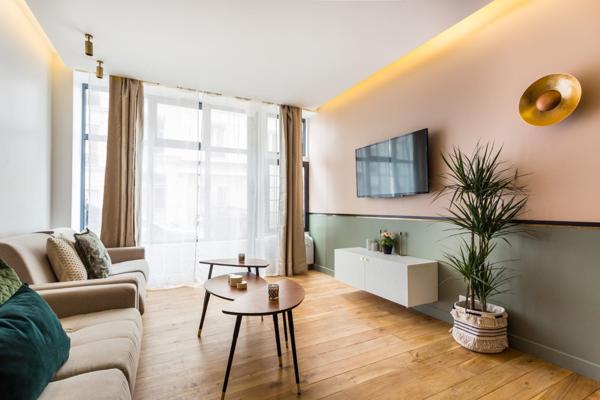 VENTE AIRBNB — LOCAL COMMERCIAL 62 M² | PARIS 11ème Bastille / Nation — Exploité en location courte durée | Autorisation hôtelière validée