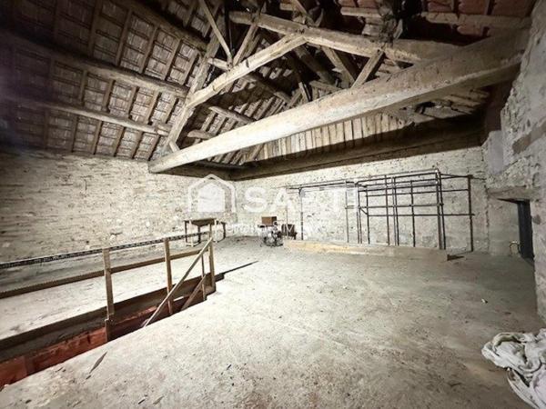 Maison + dépandances FLEUREY SUR OUCHE