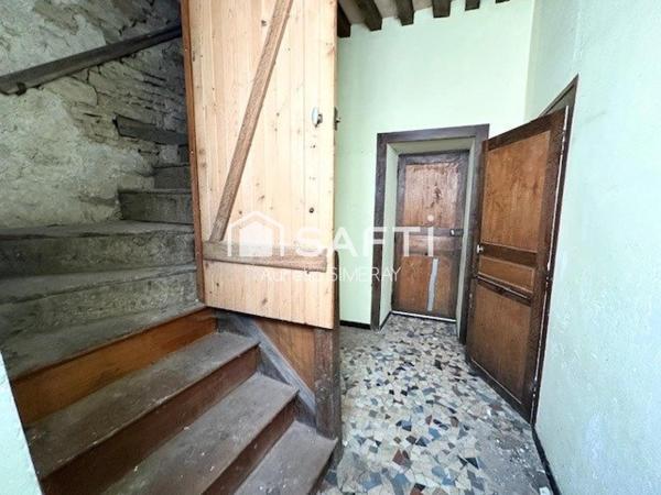 Maison + dépandances FLEUREY SUR OUCHE