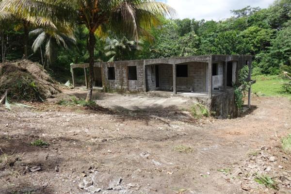 Immeuble non terminé à Sainte-Rose, secteur Jobeti Massy