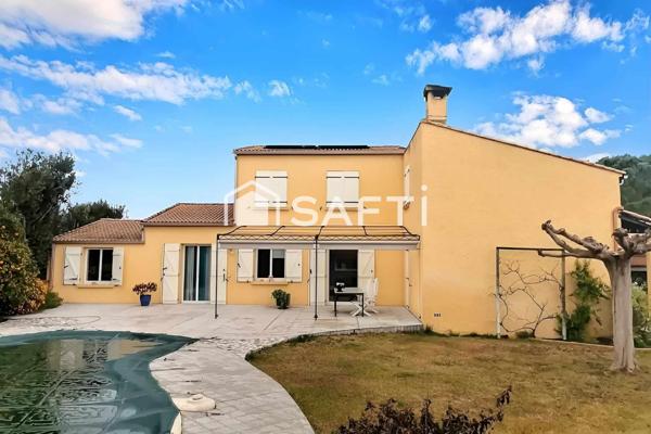 Maison en impasse, 200m², 1000m² terrain, piscine