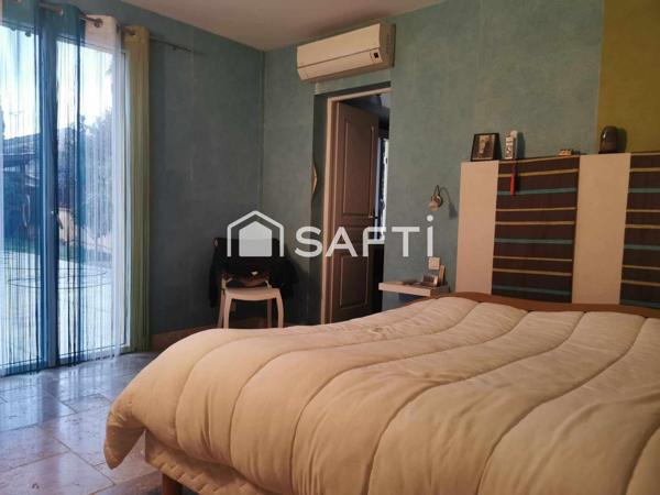 Maison en impasse, 200m², 1000m² terrain, piscine