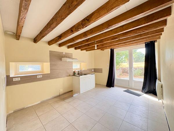 MAISON EN CAMPAGNE - 106m² - GREZ EN BOUERE