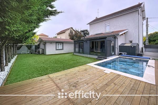 Maison 5 pièces - 160 m² Exclusivité efficity