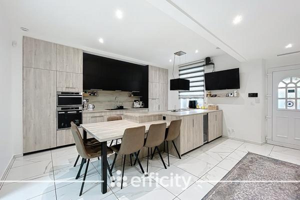 Maison 5 pièces - 160 m² Exclusivité efficity