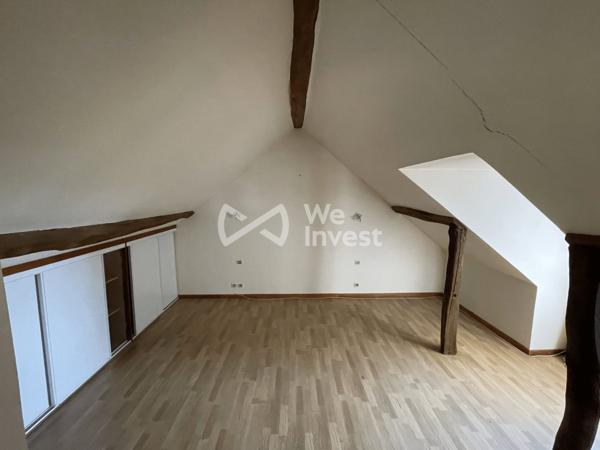 Longère rénovée 4 chambres – 177 m² + dépendances – Terrain 5 307 m² avec bois et piscine