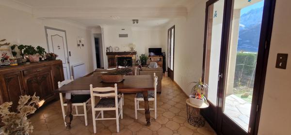 Appartement 4 pièces - 103 m² Exclusivité efficity