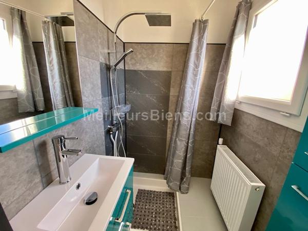 AUCH - Maison entièrement rénovée avec jardin et garage