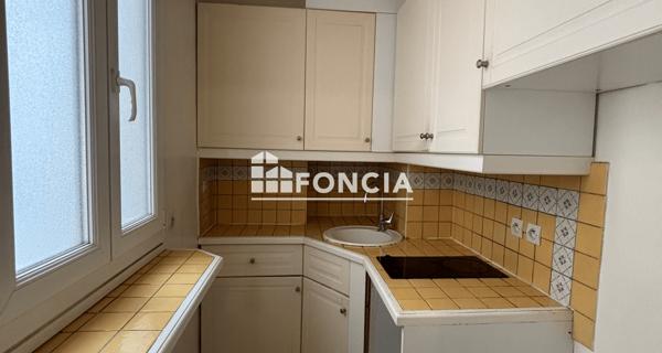 Location Appartement 2 pièces 30.8 m² - Levallois-perret 92300