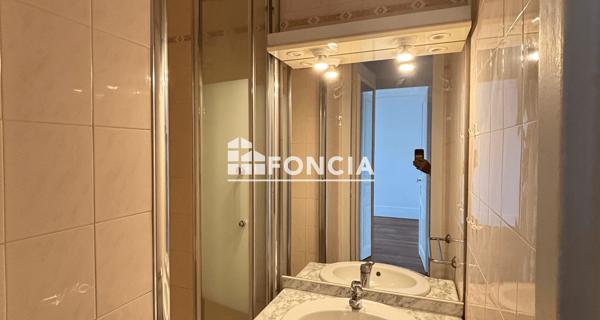 Location Appartement 2 pièces 30.8 m² - Levallois-perret 92300