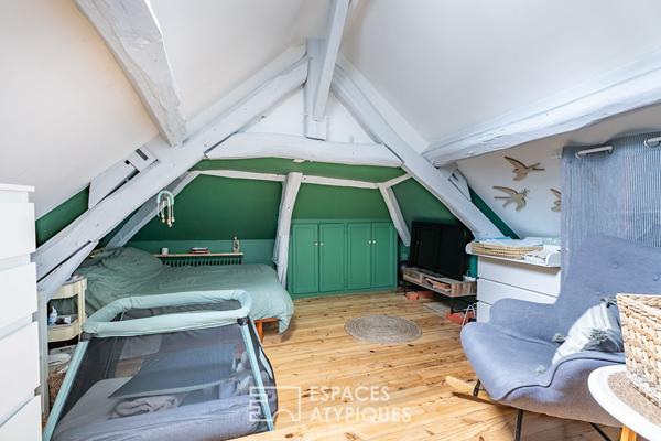 Maison de ville rénovée avec terrasse en centre ville de Crépy-en-Valois