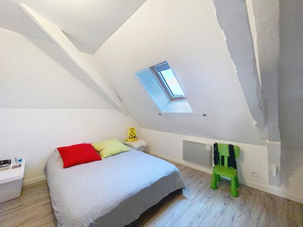 APPARTEMENT DUPLEX HYPER CENTRE DE VERTOU DERNIER ETAGE 2 CHAMBRES CAVE