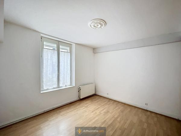 Coulommiers (77120) APPARTEMENT F3 66 m² + pièce annexe 9,5 m² DPE : (D)