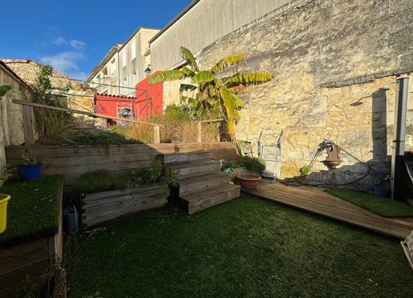 Maison à vendre    4 pièces •  Saintes