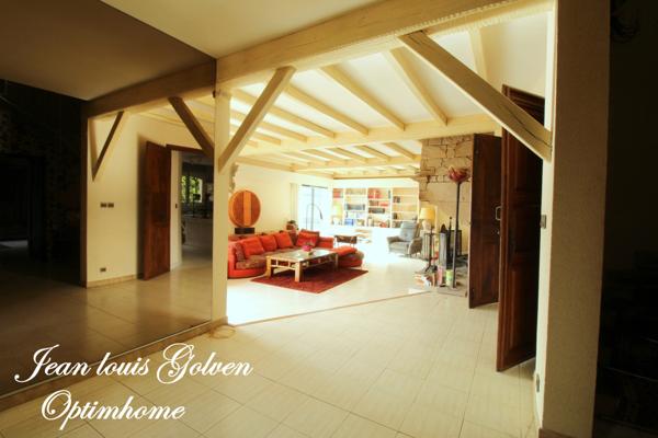 A vendre-superbe propriété avec vue panoramique