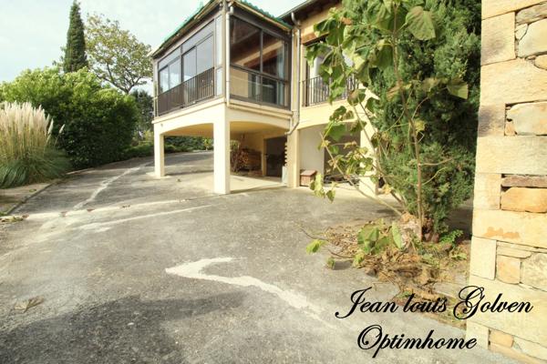 A vendre-superbe propriété avec vue panoramique