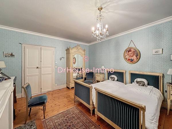 Château à vendre 12 pièces de 650 m²