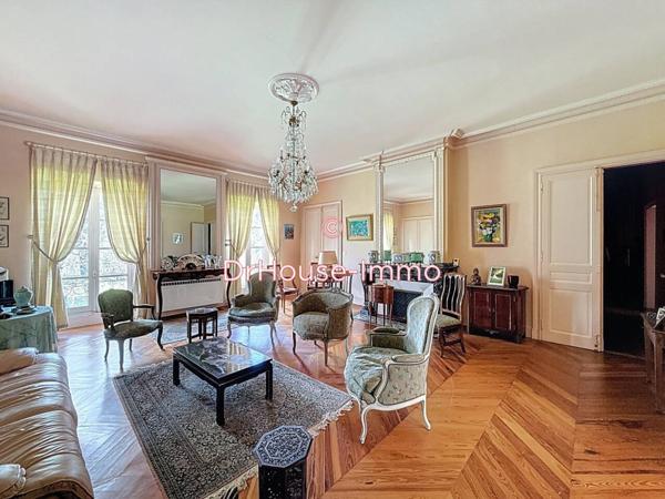 Château à vendre 12 pièces de 650 m²
