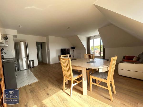 Appartement à louer 3 pièces 68.16m² Créteil (94000)