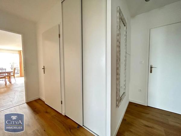 Appartement à louer 3 pièces 68.16m² Créteil (94000)