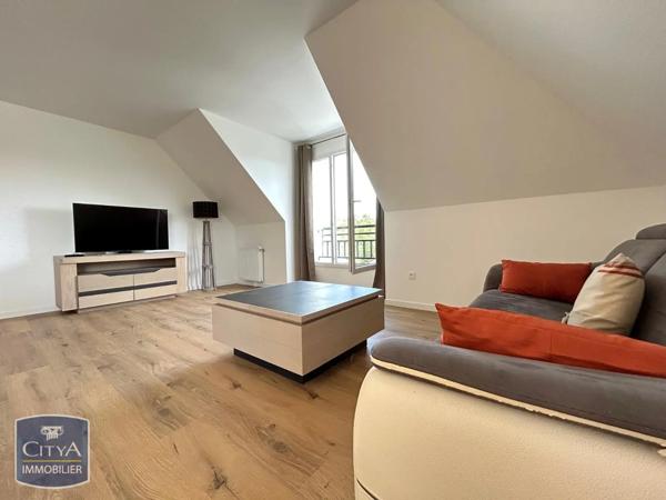 Appartement à louer 3 pièces 68.16m² Créteil (94000)