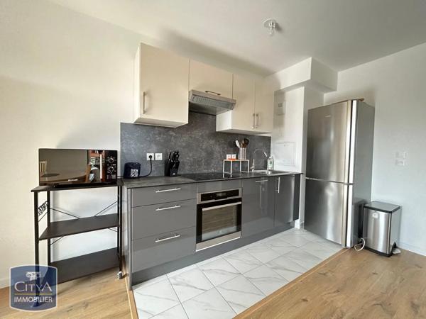 Appartement à louer 3 pièces 68.16m² Créteil (94000)