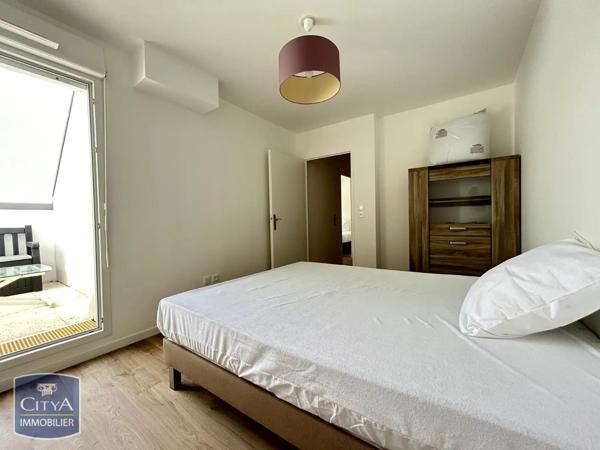 Appartement à louer 3 pièces 68.16m² Créteil (94000)