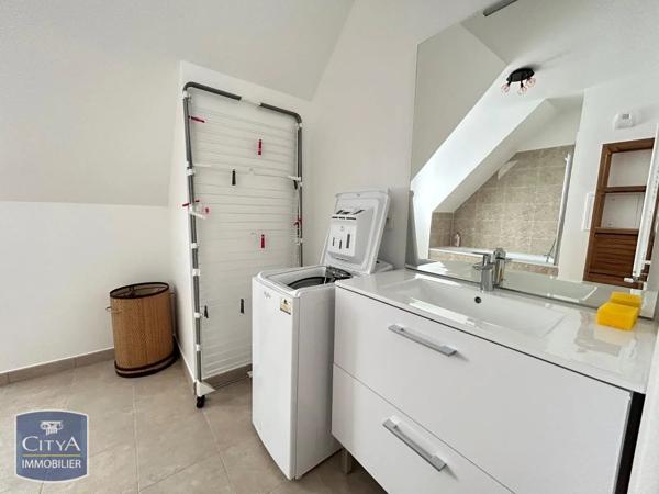 Appartement à louer 3 pièces 68.16m² Créteil (94000)