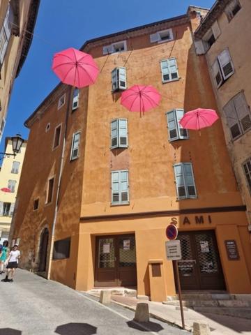 Appartement à vendre 3 pièces GRASSE (06)