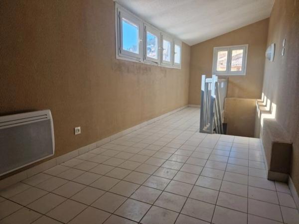 Appartement à vendre 3 pièces GRASSE (06)