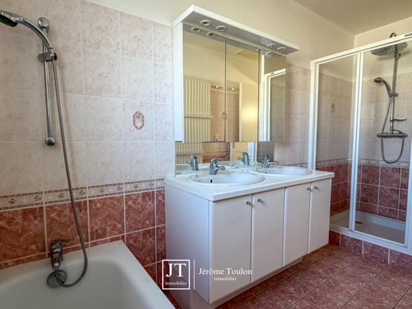 Maison
                                                                                                                                                                                                                                                                                                                        6 pièce(s)                                                                                                                                                                                                          4 chambre(s)                                                                                                                                                                                                          130  m²