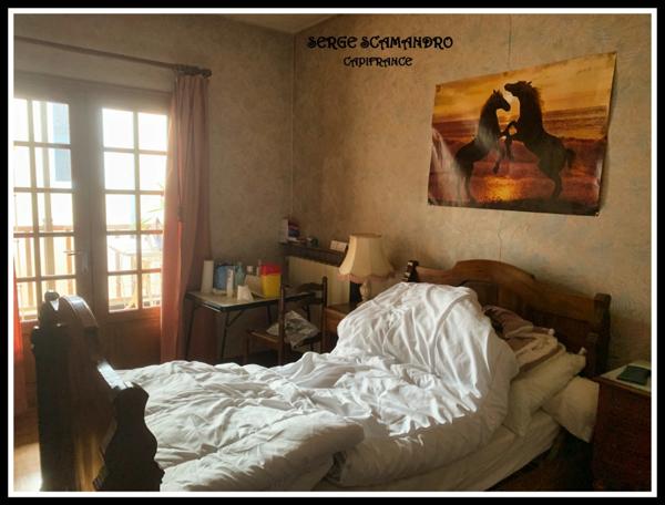 Dpt Gers (32), à vendre MASSEUBE maison de 4 chambres - salon - séjour et cour intérieure