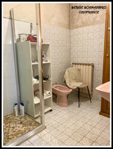 Dpt Gers (32), à vendre MASSEUBE maison de 4 chambres - salon - séjour et cour intérieure