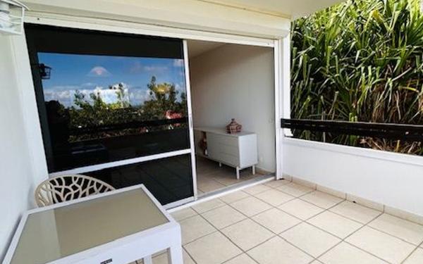 Appartement à louer    4 pièces •  Le Gosier